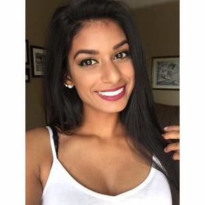 Meet your Posher, Jenika